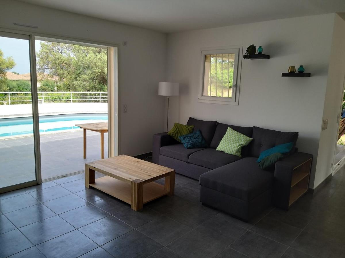Villa Climatisee Avec Piscine 萨利索伦泽哈 外观 照片